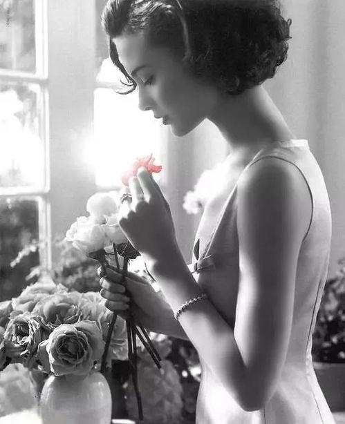 少妇性爱直播,少妇性爱直播现象背后的社会思考